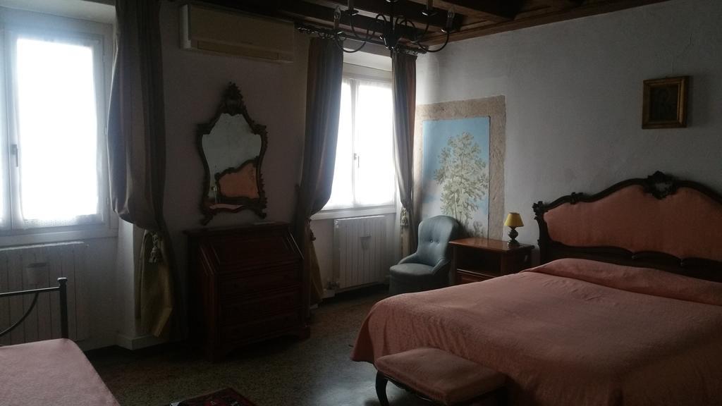 Palazzo Camozzini Apartments Werona Pokój zdjęcie