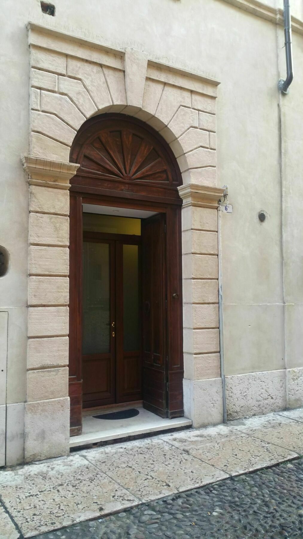 Palazzo Camozzini Apartments Werona Zewnętrze zdjęcie